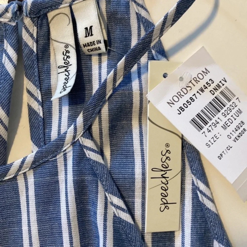 NWT Speechless Striped Ruffled Sleeveless Halter Romper Blue White Medium - Picture 8 of 11